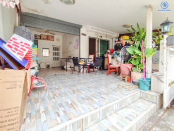 *****ทาวน์เฮ้าส์มือสอง ม.พฤกษาวิลล์17 พุทธบูชา36-พระราม2 บนเนื้อที่ 17.5 ตร.ว. ฟังก์ชัน 3 ห้องนอน 2 ห้องน้ำ บนพื้นที่ใช้สอยกว่า 100 ตร.ม. บนทำเลที่เชื่อมต่อหลายเส้นทาง ใกล้เดอะมอลล์พระราม2 รายล้อมไปด้วยสิ่งอำนวยความสะดวกครบครัน รีบจองเลย!!